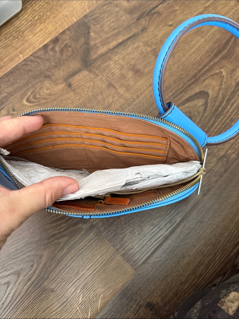 HOBO Sable Wristlet Wallet in Tranquil Blue - Picture 4 of 5
